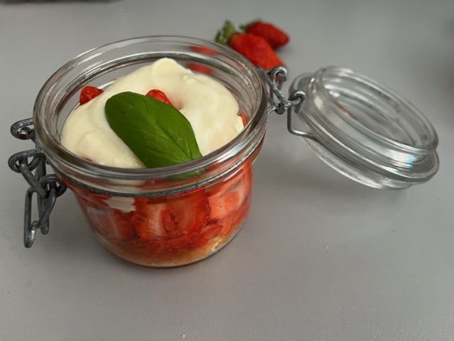Tiramisu à la fraise et menthe