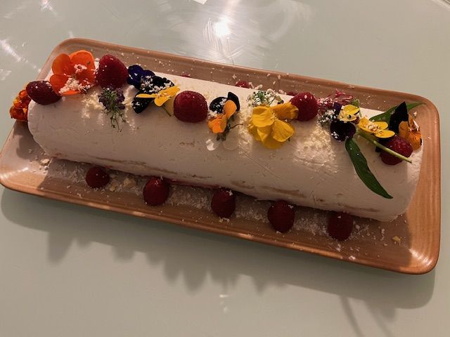 Bûche glacée aux framboises