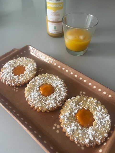 Lunettes à l'abricot et au romarin 